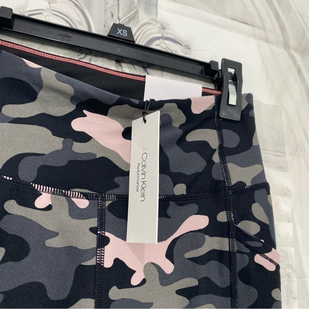 Calvin Klein Performance Leggings Size XS Camouflage Green High Waisted Tight - Picture 9 of 9